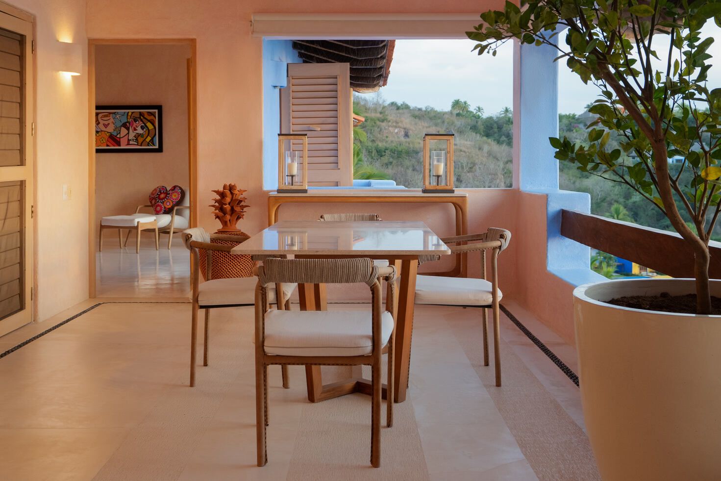 Dining area facing the jungle